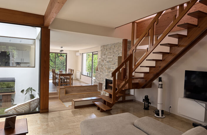 MAISON D'ARCHITECTE - 198 M2 — photo 2