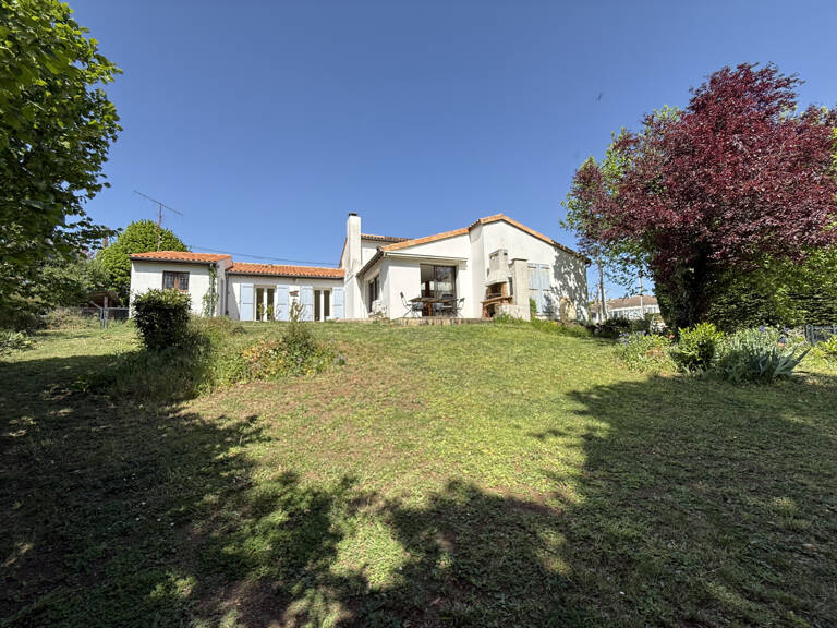 MAISON D'ARCHITECTE - 198 M2 — photo 1