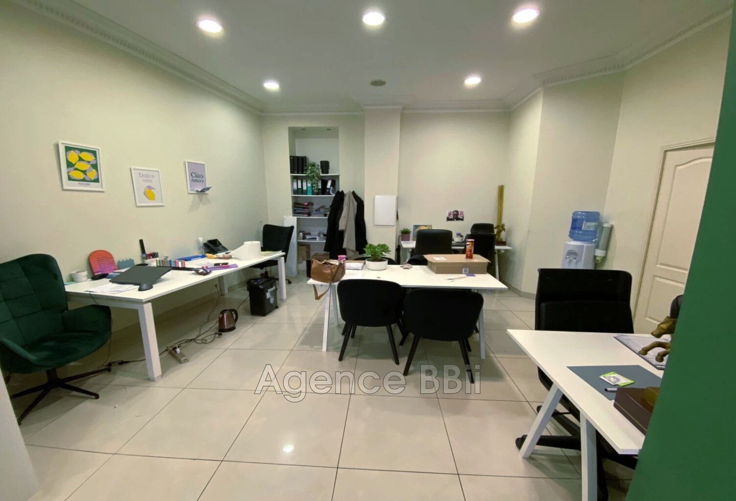 professionnel local commercial — photo 1