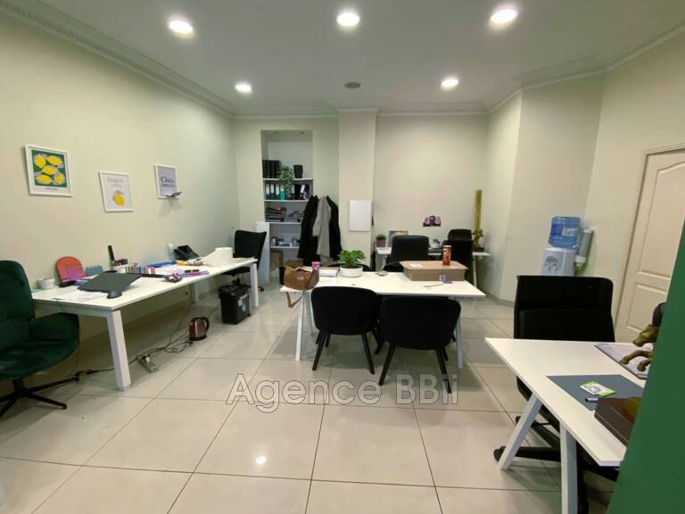 professionnel local commercial — photo 1