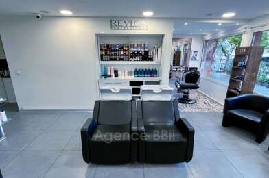 Commerce  48499 €