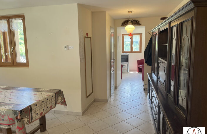 Maison partiellement rénovée — photo 3