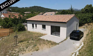 Maison 5 Pièces 91 m² à vendre à Vesseaux (07200)