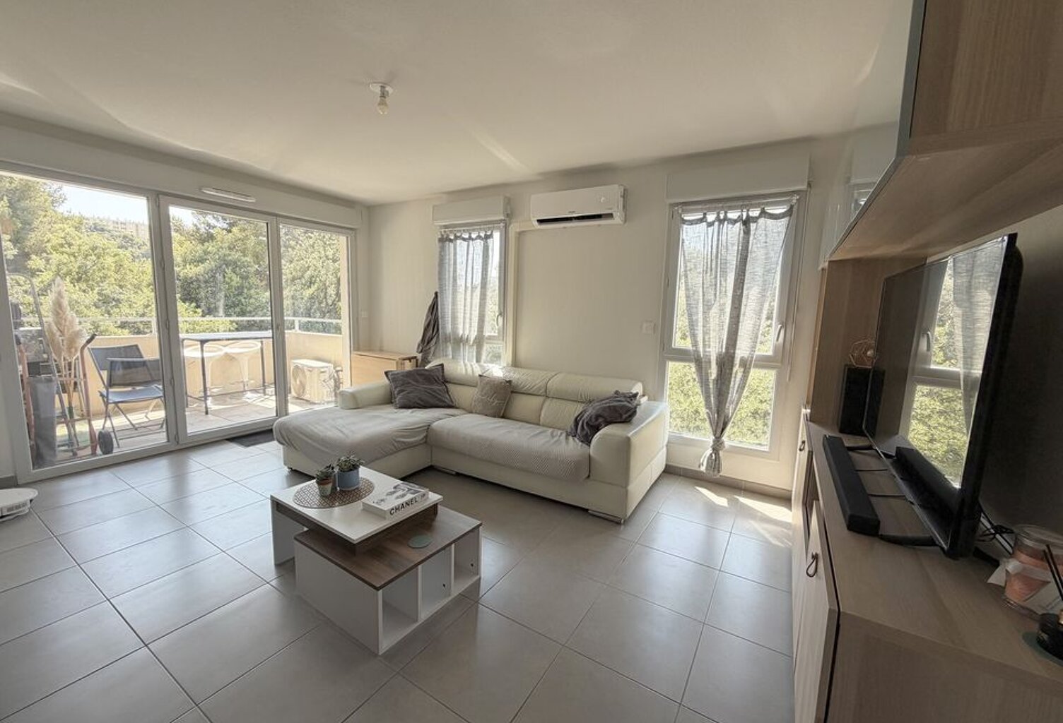 APPARTEMENT T4 DE 79m² / DERNIER ETAGE / BALCON / DOUBLE PLACE — photo 1
