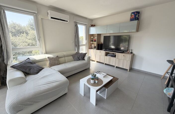 APPARTEMENT T4 DE 79m² / DERNIER ETAGE / BALCON / DOUBLE PLACE — photo 2