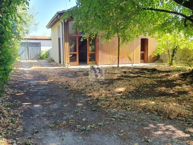 ANGOULEME, Quartier Victor Hugo villa, 3 chambres, garage, parc arboré — photo 1