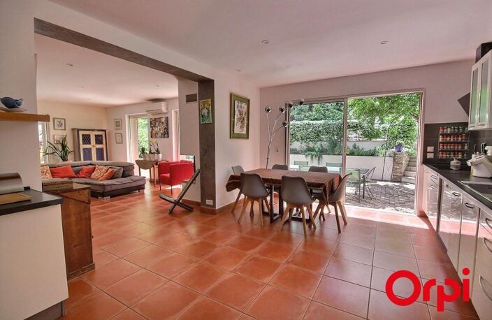Villa ALLAUCH de type 4 - 123 m² habitables + Piscine et annexes sur 2000 M² de parcelle arborée — photo 5
