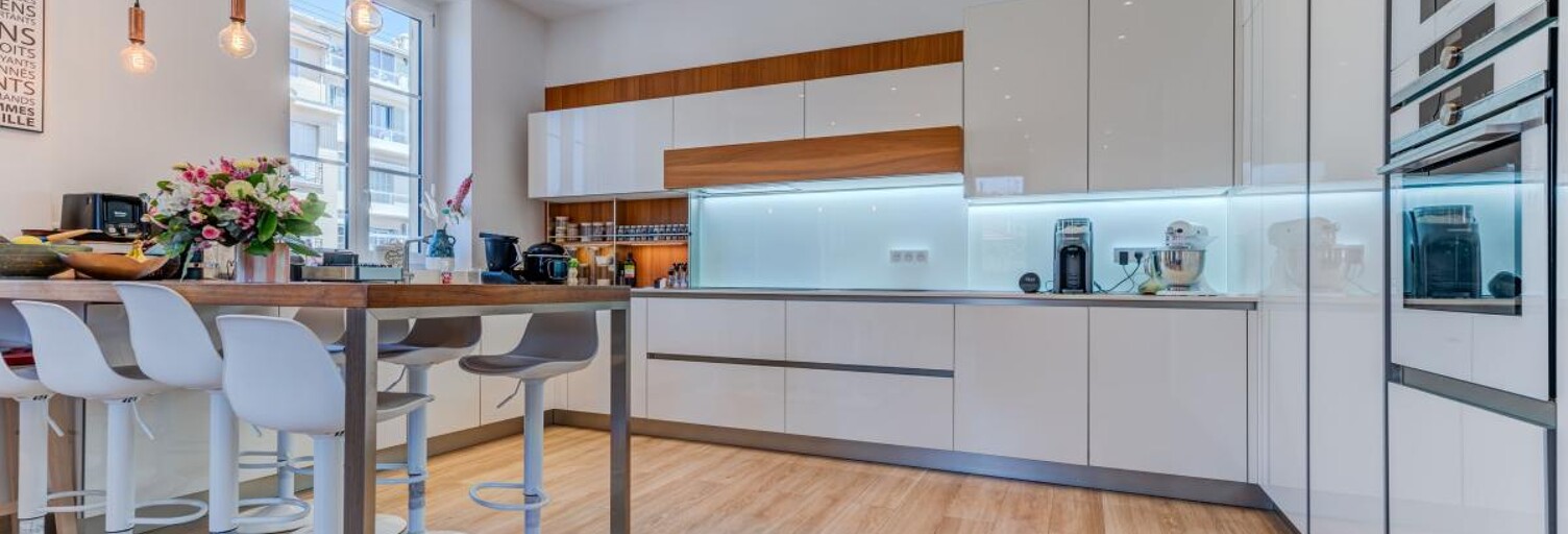 Appartement 5 Pièces 136 m² à vendre à Nice (06100)