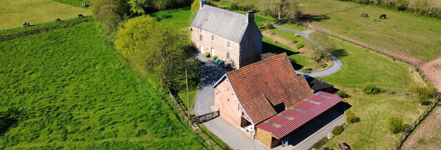 Commerce 8 Pièces 202 m² à vendre à Le Dézert (50620)