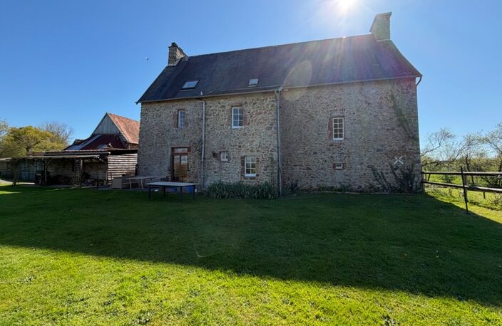   PROPRIÉTÉ ÉQUESTRE DE CARACTÈRE – 3,3 HECTARES – HABITATION + GÎTE + DÉPENDANCES  LE DEZERT (50) — photo 5