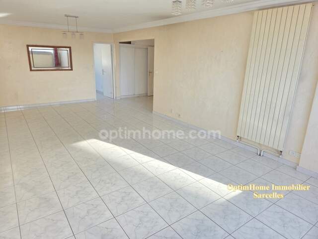 Sarcelles - Henri Poincaré - Appartement de 4 pièces / 3 chambres - 105 m2 - 185 000 € FAI — photo du bien