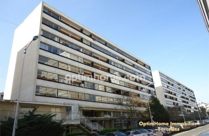 Sarcelles - Henri Poincaré - Appartement de 4 pièces / 3 chambres - 105 m2 - 185 000 € FAI — photo 2