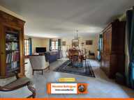 Espace, piscine et jardin : une maison pensée pour la vie de famille — photo 2