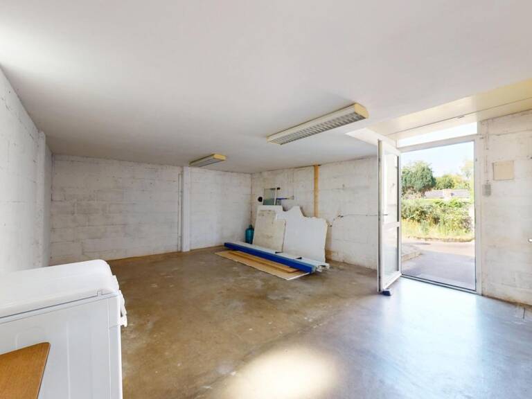 MAISON EN PIERRE 4 CHAMBRES + GRAND GARAGE ET JARDIN — photo 1