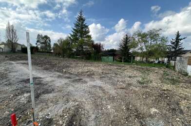 Terrain  127000 €