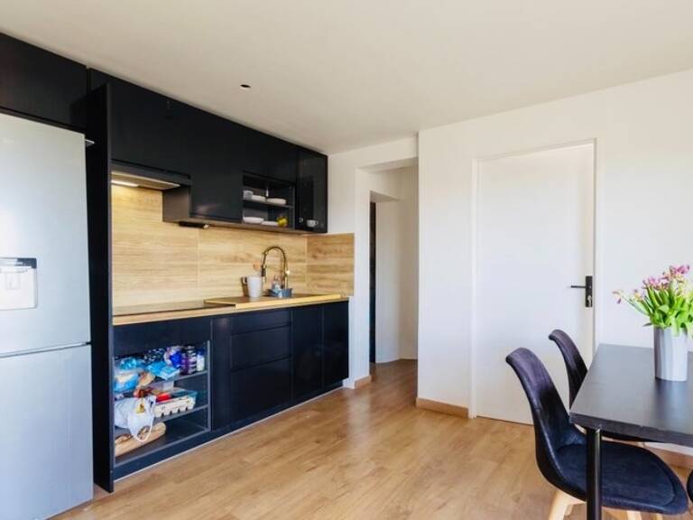 Spécial Investisseur ou Grande Famille : T6 rénové de 82 m² avec Box et Balcons – Celleneuve — photo 1