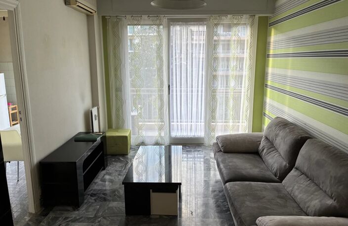 2 PIECES MEUBLE - 18 AVENUE MIRABEAU — photo 2