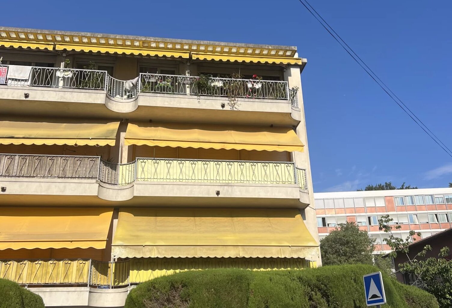 etiennne d'orves / rue aurore — photo 1