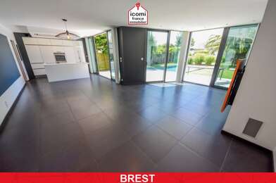 Maison 5 pièces 744990 €