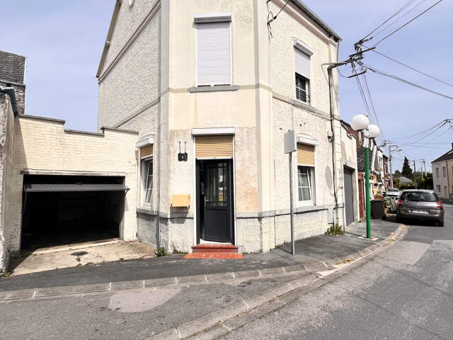 maison individuelle de 95 m2 avec jardin et double garages s — photo du bien