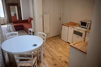 Appartement 2 pièces 855 €
