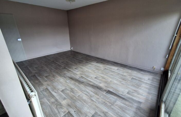 T1 — photo 2