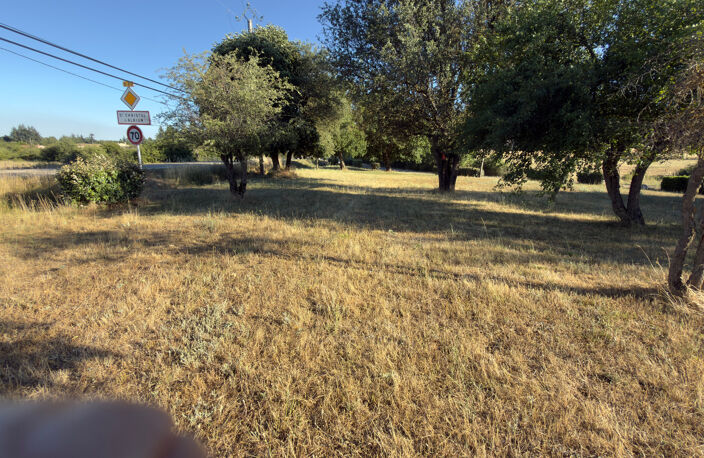 SOUS OFFRE - Terrain de loisir à vendre  SAINT CHRISTOL (84) — photo 2