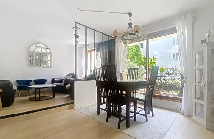 3 pièces de 72 m² avec balcon, parking et cave – À deux pas du parc Georges Brassens Paris 15ème arrondissement — photo 2