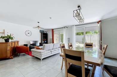Maison 5 pièces 1550 €