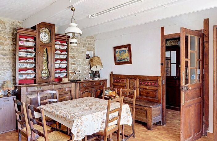 Maison de caractère – 120 m² – 5 chambres entre plage et centre bourg, Plozévet SOUS OFFRE ACCEPTEE — photo 4