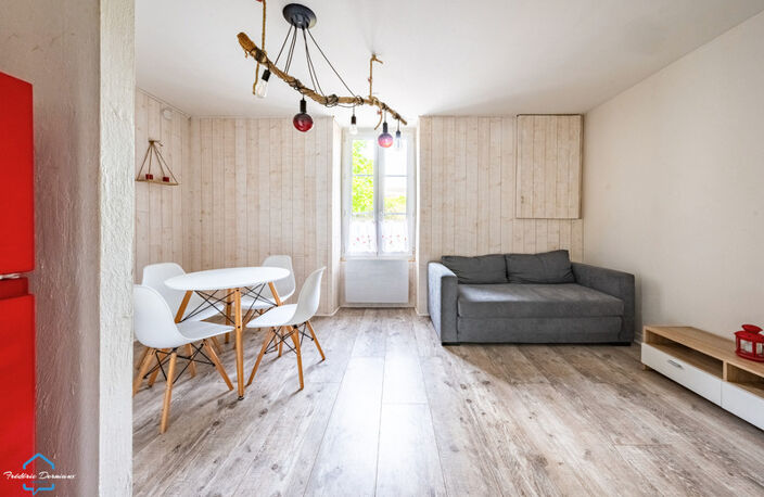 Dpt Côte d'Or (21), à vendre DIJON appartement T2 - Place du 30 Octobre — photo 2