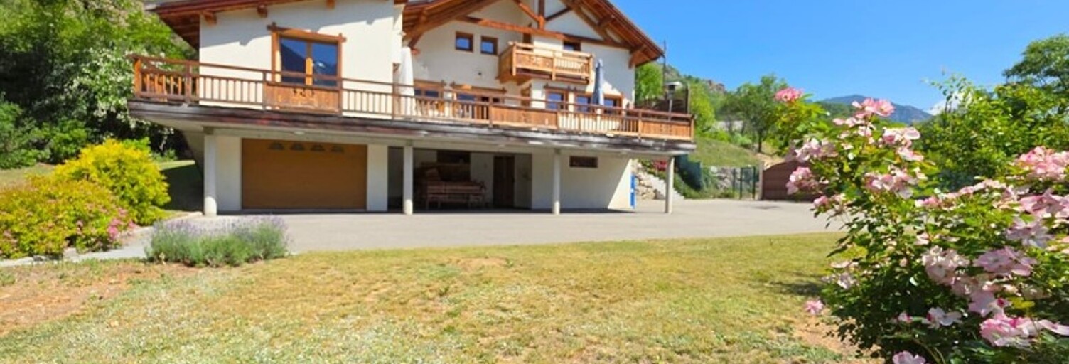 Maison 9 Pièces 187 m² à vendre à Briançon (05100)