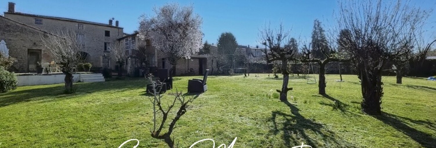 Maison 9 Pièces 238 m² à vendre à Saint-Maixent-l'École (79400)