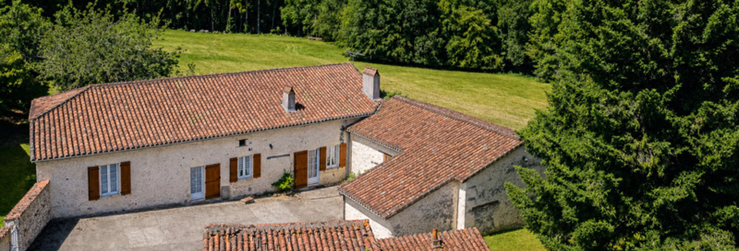 Maison 6 Pièces 157 m² à vendre à Annesse-et-Beaulieu (24430)