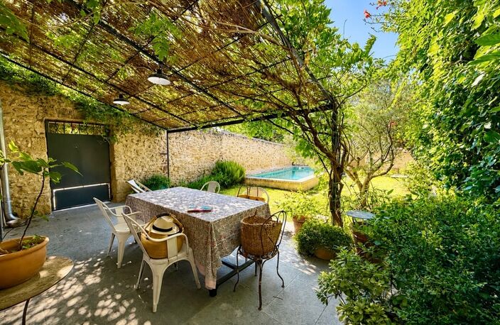 Maison de village à vendre 4 pièces 100 m2 , jardin, bassin de nage, garage PUYVERT  (84) — photo 2