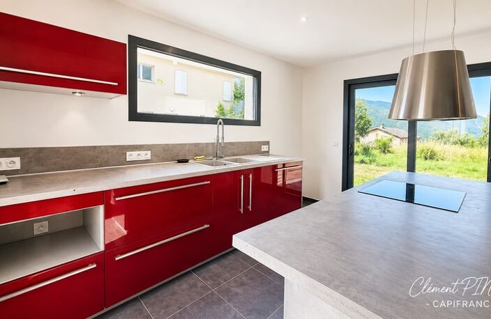 Maison contemporaine de 2018 – 113 m² – 4 chambres – Terrain de 1 107 m² — photo 3