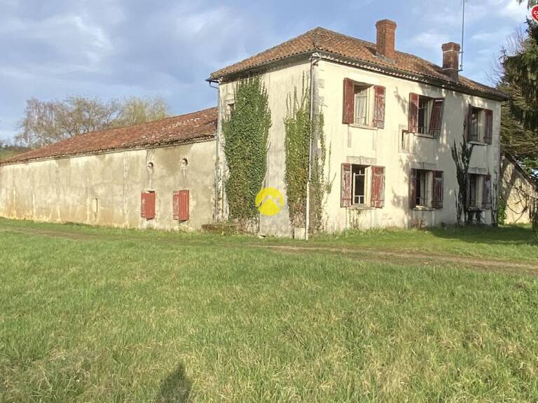 Corps de ferme à restaurer  — photo 1