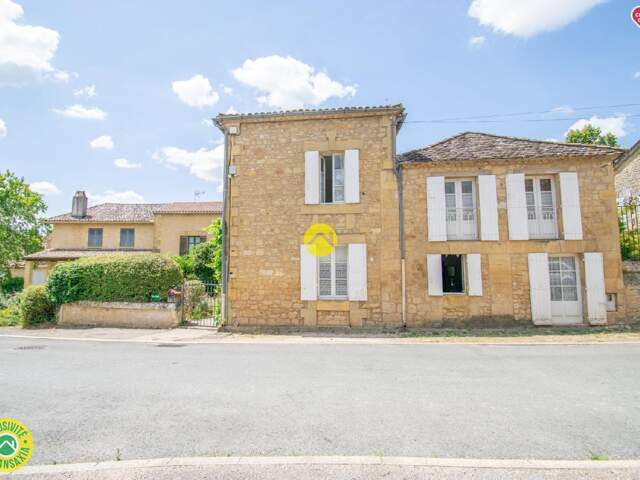 Maison avec gîte au centre bourg — photo du bien