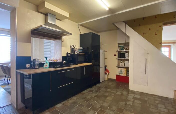 MAISON 1930 AVEC HANGAR À SALOMÉ — photo 4