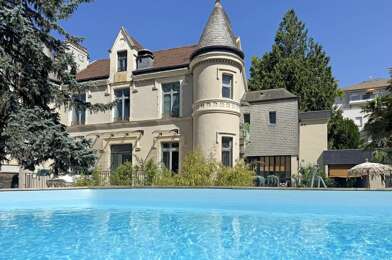 Maison 15 pièces 842000 €