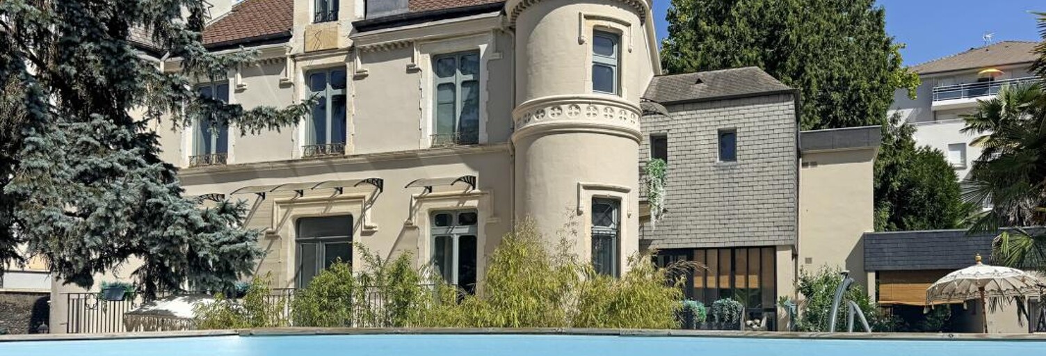 Maison 15 Pièces 395 m² à vendre à Pau (64000)