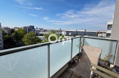 Appartement 3 pièces 984 €