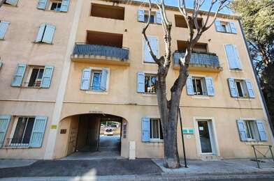 Appartement 3 pièces 945 €