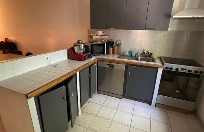 3 Pièces + Parking - LE BEAUSSET — photo 2