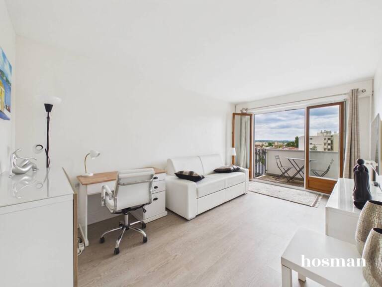 Appartement 1 pièce - 33 m² Carrez, balcon - — photo 1