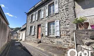 Maison 8 Pièces 180 m² à vendre à Murat (15300)