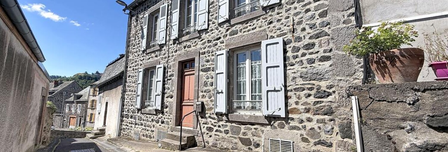 Maison 8 Pièces 180 m² à vendre à Murat (15300)