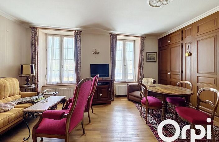 Mandat ORPI Max. Ensemble immobilier au coeur de Murat — photo 2