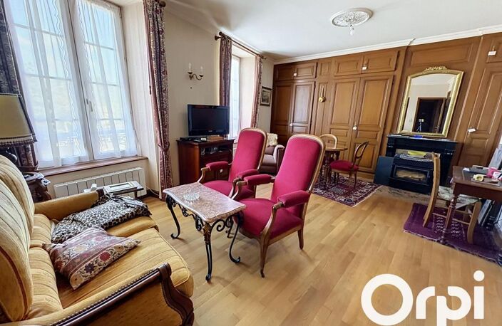 Mandat ORPI Max. Ensemble immobilier au coeur de Murat — photo 3