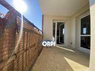 Appartement avec terrasse et 2 places de parking privées, à deux pas du centre ville ! — photo 2